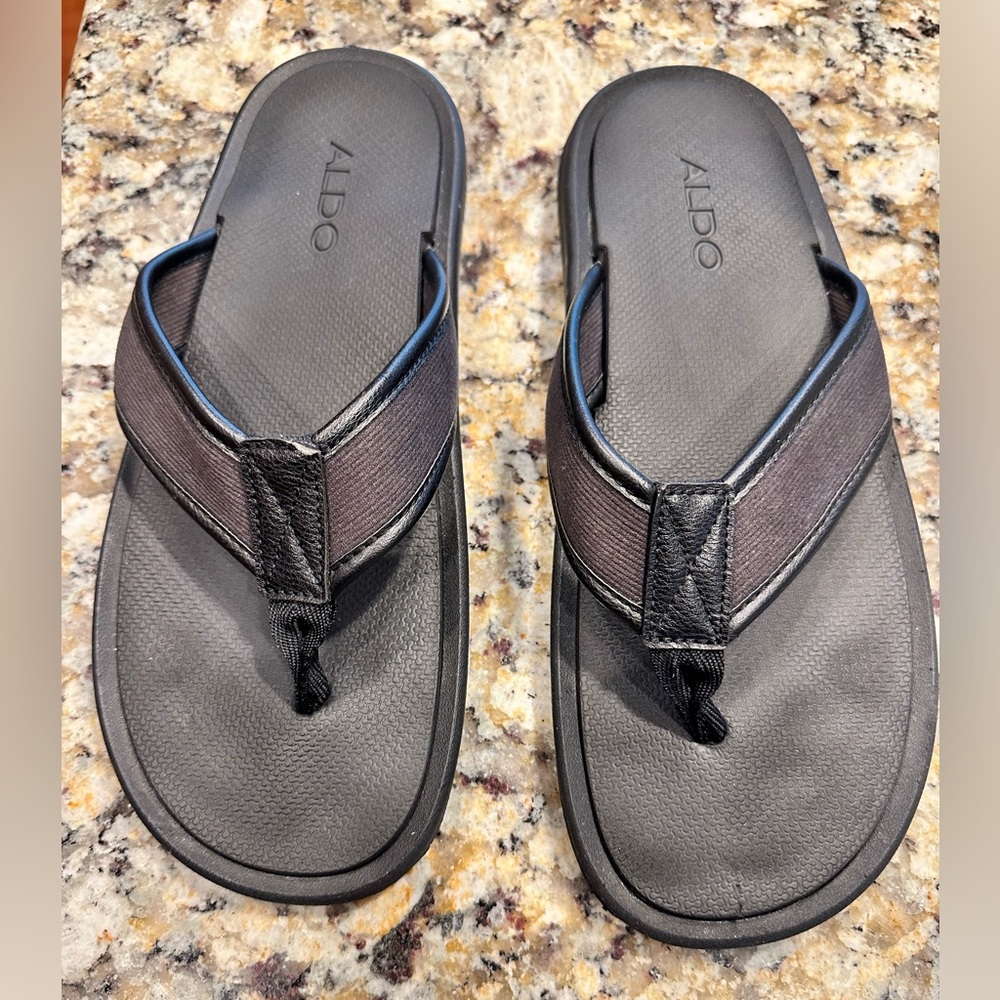 Men’s ALDO Slippers / Sandals - Size: 12